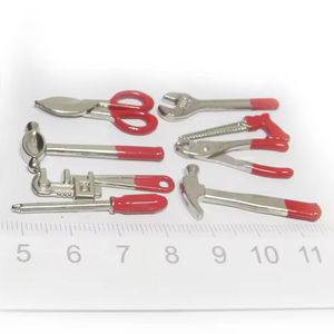 Vente chaude 8 outils + 1 boîte à outils maison de poupée jouet Miniature métal en bois décorations de maison de poupée accessoires de réparation Mini ensemble d'outils - Product Image 3