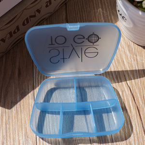 Transparent Plastic Pillbox 5 Compartment Portable Travel Medicine Box Covered With Compartments - Product Image 4