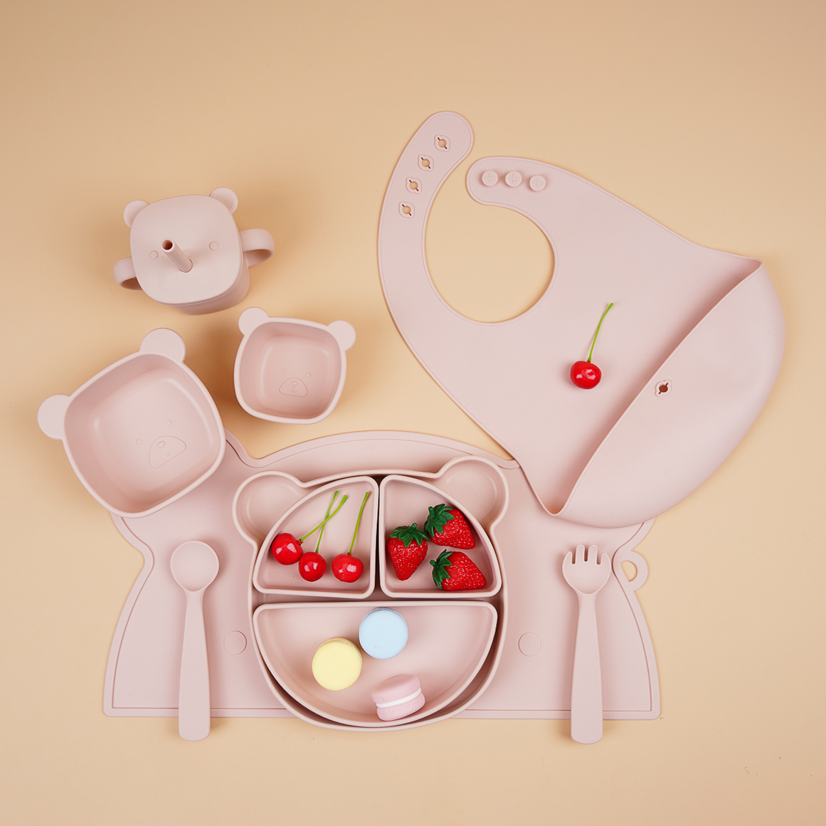 Vaisselle en silicone en forme d'ours (ensemble de 9 pièces) - Rose nude clair