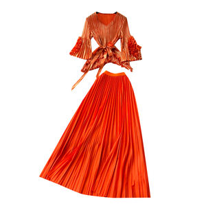 Set Casual da donna tunica con scollo a V Top e vita alta gonne a pieghe 3D Set abbigliamento americano all'ingrosso - Product Image 5