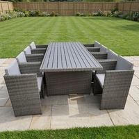 Ensemble de table et chaises de luxe pour l'extérieur, idéal pour dîner en famille, barbecue, avec foyer en rotin pour villa