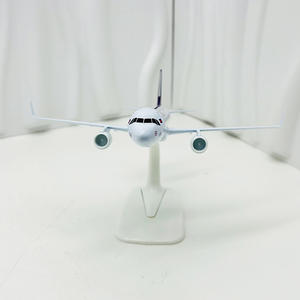 โมเดลเครื่องบินเรซิ่นแอร์บัส <span class=keywords><strong>A320</strong></span> ของบริษัทแองคอร์แอร์ ประเทศกัมพูชา ขนาด 1:<span class=keywords><strong>200</strong></span> ของที่ระลึกและของตกแต่ง - Product Image 3