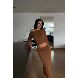 Ensemble jupe formelle deux pièces pour femme avec haut à manches longues et short style club - Product Image 3