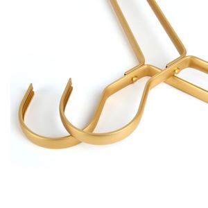 علاقة ملابس منزلية مسطحة من سبائك الألومنيوم، متعددة الوظائف، مانعة للانزلاق، بلون ذهبي، مناسبة للملابس الجافة والمبللة - Product Image 6