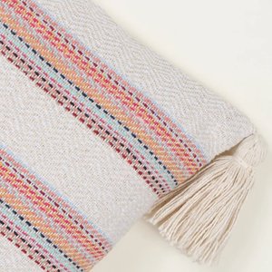 Housse de coussin en coton naturel tissé à la main avec pompons Off-White - Product Image 3