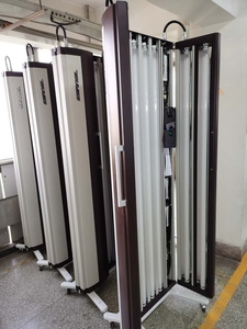 เครื่องฉายแสงยูวีบี KN-4004 สำหรับรักษาโรคสะเก็ดเงินและโรคด่างขาวด้วยแสงโฟโตเทอราปี ความยาวคลื่น <span class=keywords><strong>311</strong></span> นาโนเมตร ยูวีบีแบบ Narrowband <span class=keywords><strong>311</strong></span> นาโนเมตร - Product Image 3