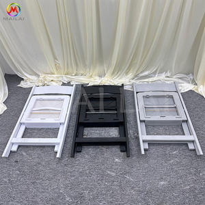 Venta al por mayor apilable jardín boda evento acolchado plástico blanco resina silla plegable - Product Image 2
