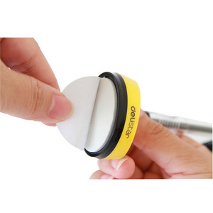 เดลี่ ปากกาตั้งโต๊ะแบบหมุนได้ 0.5 มม. ปากกาตั้งโต๊ะแบบกาวชนิดติดกาว หมึกสีดำ รุ่น 6793 - Product Image 5