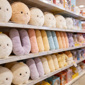 Juguetes de peluche de 8 pulgadas al por mayor de fábrica, juguetes de peluche suaves y gorditos, mini juguetes de peluche al por mayor para máquina de garras - Product Image 1