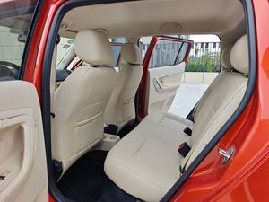 Voiture d'occasion la plus vendue en 2013, 1.4T, véhicule de transport très rentable avec des faibles coûts d'entretien et une excellente qualité - Product Image 6