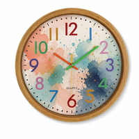 Horloge murale en bois de 25 cm, design arbre de Noël pour salon, horloge ronde imprimée UV