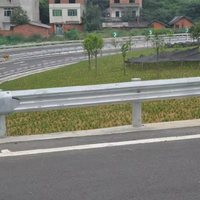 Barrière de sécurité routière en acier Q235 galvanisé à chaud, norme SASO, avec réflecteurs prismatiques haute intensité M62