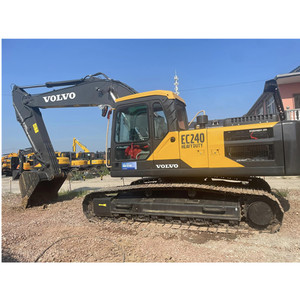 Excavatrice Volvo 240 d'occasion de taille moyenne, hautement efficace et durable, pour divers travaux de construction et d'aménagement paysager dans les zones urbaines - Product Image 5