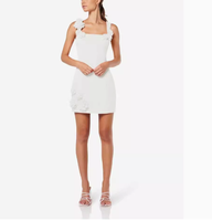 Robe Courte Décontractée Moulante pour Femme 2026 Nouvelle Collection Col Carré Sans Manches Fente Latérale Fleurie Tendance Streetwear