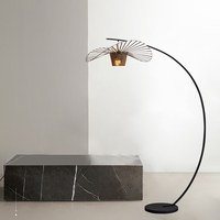 TYSONLampadaire décoratif moderne de mode européenne Lampadaire LED moderne d'angle de salon debout