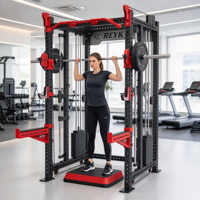 Rack d'entraînement à poulie fixe trois-en-un haute performance compatible avec plusieurs accessoires pour l'exercice du corps entier