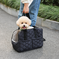 Sac à dos de transport pour animaux de compagnie respirant et matelassé, pliable, pour petits chiens jusqu'à 8 kg