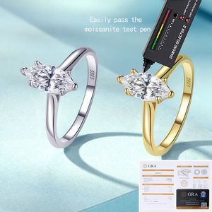 Anillo de Compromiso de Plata de Ley 925 Personalizado con Moissanita de 1 Quilate en Forma de Ojo de Caballo para Mujer con Certificación GRA - Product Image 1