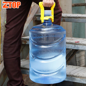Maniglia per Bottiglia d'Acqua Minerale da 11,3 Lt, 15 Lr, 18 Ltr, 18,9 l, 19 Litri, 20 Litri, 5 Galloni in Plastica Facile da Sollevare - Product Image 5