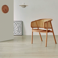 Chaise de salle à manger naturelle en bois massif pour les hôtels et les restaurants