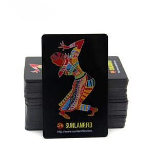 การ์ด PVC สีดำสำหรับ NFC มีผิวด้านแบบไม่เรียบ RFID ออกแบบได้ตามที่ต้องการ - Product Image 1