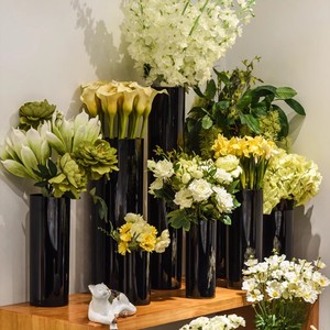 Vases à fleurs en plastique acrylique noir de luxe, <span class=keywords><strong>grand</strong></span> <span class=keywords><strong>vase</strong></span> de sol, nouveau design, vente en gros, style tendance, incassable, décoration intérieure, hôtel - Product Image 4
