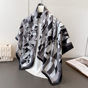 <span class=keywords><strong>Pañuelos</strong></span> <span class=keywords><strong>de</strong></span> <span class=keywords><strong>Seda</strong></span> <span class=keywords><strong>de</strong></span> Imitación al por Mayor, <span class=keywords><strong>Pañuelos</strong></span> Cuadrados <span class=keywords><strong>Grandes</strong></span> Estampados para Mujer, <span class=keywords><strong>Pañuelos</strong></span> <span class=keywords><strong>de</strong></span> Cabeza <span class=keywords><strong>de</strong></span> Poliéster - Product Image 3