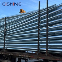 Poste de Luz Solar para Exteriores de Acero Galvanizado de 8 m de Cishine, Personalizado de Fábrica, con Posición de Orificio Personalizada y Brazo