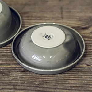 Venda quente Fornecimento Bom Cão Cerâmica Saúde Suplemento Luxo Tendência <span class=keywords><strong>Pet</strong></span> Produto Pescoço Proteção Raised Cat Food Bowl Stand