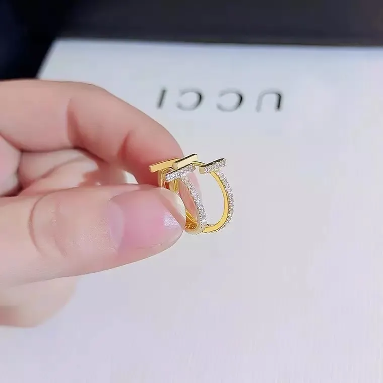Groothandel Designer Merken 18K Vergulde Letter H Diamant Zirconia Huggie Oorringen