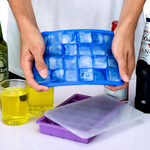 Bac à glaçons en silicone de qualité alimentaire à 24 cavités avec couvercle, <span class=keywords><strong>d</strong></span>émoulage facile, capacité de 15 ml, pour la préparation de glaçons carrés, idéal pour la purée de fruits pour bébés, le fromage et la gelée. - Product Image 3