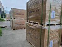 Panneaux solaires photovoltaïques monocristallins de type N JA615w JAM66D45 LB de qualité supérieure pour l'électricité domestique et les systèmes d'alimentation à domicile