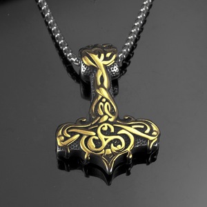 Collar con colgante de martillo de Thor de acero inoxidable para hombre con diseño de incrustaciones de oro para regalo de joyería de moda - Product Image 4