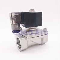 Válvula solenoide de agua NBR/EPDM/FKM de 2 vías SS304, Puerto normalmente cerrado, orificio de CA de 1/2 "110V, orificio de 15mm, tipo de enchufe de arranque de presión cero de 15mm
