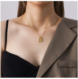 <span class=keywords><strong>S</strong></span> Lettera Super In Acciaio Inox Quadrato Rettangolo di Figura Del Pendente Della <span class=keywords><strong>Collana</strong></span> - Product Image 3