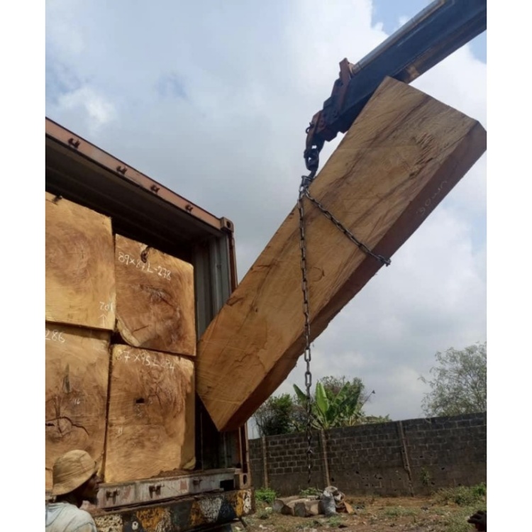 Good Goods Farmhouse DOUSSIE Timber Raw Materials Online After-Sales Service From Nigeria