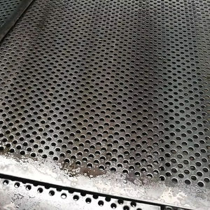 Malla Metálica Perforada Circular de Acero Inoxidable de 0.8mm, Tipo Panal, para Aplicaciones de Filtración, de Fábrica Profesional - Product Image 3