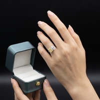 Cincin Moissanite 3 Karat Radiant Light Champagne & 2 Karat Pear Cut D-Color VVS1 Custom Pabrik, Perak Sterling 925, Cincin Pernikahan