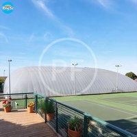 Dôme d'air de football professionnel pour le stade de sport de tennis de gymnase Dômes gonflables pris en charge par l'air Bâtiment de structure de membrane en PVC PVDF