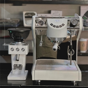 Machine à café expresso professionnelle portable en acier inoxydable CRM-3149 - Product Image 3