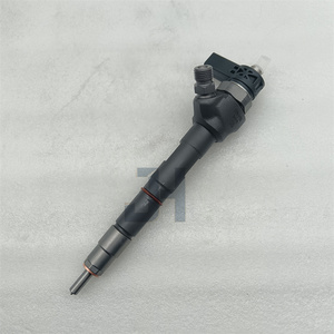 Inyector Common Rail 0445110369 0445110647 para 03L130277J 03L130277Q, Piezas de Maquinaria de Construcción - Product Image 5