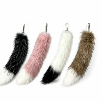 Porte-clés de voiture et breloque de sac à dos en fausse fourrure de loup et queue de renard, pelucheux, durable, écologique, design anime, accessoire décoratif