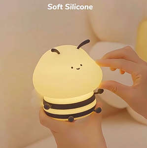 Lámpara Nocturna de Silicona con Forma de Abeja, Recargable por USB, LED, Luz Cálida Regulable de 3 Niveles, Lámpara de Noche para Dormitorio Infantil - Product Image 2