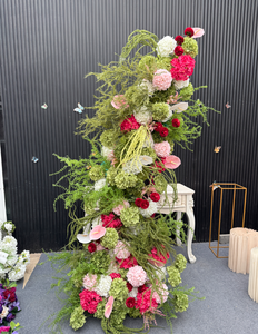 Centrotavola Floreale Personalizzato in Stile Selvaggio con Calla e Ortensie, Sfera di Fiori Artificiali in Seta per Corridoio - Product Image 5