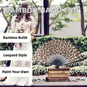 Éventail pliant en bambou personnalisé avec logo, motif léopard traditionnel peint par sublimation pour mariage et danse - Product Image 2