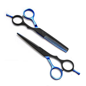 กรรไกรตัดผม Pk ขนาด 5.5 นิ้ว กรรไกรซอยผม สีดำ-น้ำเงิน สำหรับคนถนัดขวา ใช้ในร้านเสริมสวย ใบมีดมาตรฐาน ผลิตที่ซูโจว - Product Image 1
