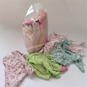 Paños de Limpieza de Algodón Reciclado de Color Claro, Super Absorbentes de Aceite y Agua, Reutilizables para la Limpieza del Lugar de Trabajo - Product Image 1