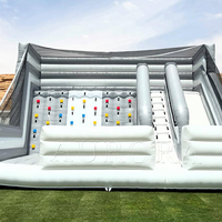 Grand château gonflable blanc gonflable de fête de mariage de toboggan de rebond commercial d'enfants Tik Tok maison commerciale de rebond d'escalade de rebond