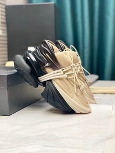 Nouvelle tendance 2026 : chaussures bateau pour hommes au design luxueux, semelle épaisse, rehaussement de la taille, chaussures de sport, sur mesure, logo de marque - Product Image 2