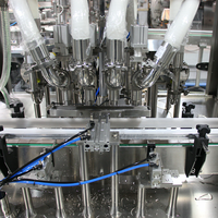 Machine de remplissage à chaud multi-têtes pour pots de sirop haute viscosité, sauces piquantes et préparations chocolatées 250g